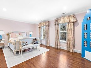 9 Sanderson Ln, Weston MA 02493