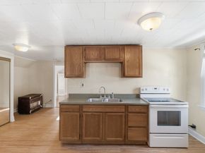 143 Commonwealth Ave, Worcester MA 01604