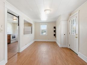 143 Commonwealth Ave, Worcester MA 01604