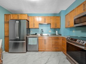 182 Weatherstone Drive 182, Worcester MA 01604