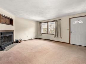 63 Prescott Drive 63, Chelmsford MA 01863