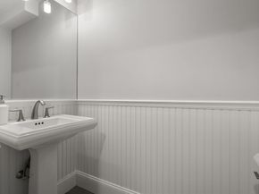 9 Bellevue Rd 9, Natick MA 01760