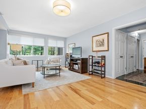 250 Hammond Pond Pkwy 102N, Newton MA 02467