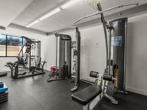 250 Hammond Pond Pkwy 102N, Newton MA 02467