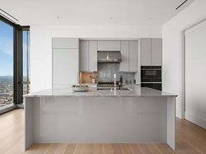 1 Dalton St 5802, Boston MA 02199