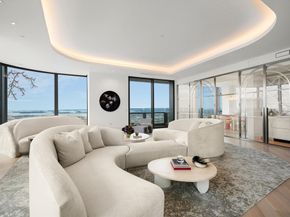 1 Dalton St 5802, Boston MA 02199