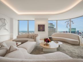 1 Dalton St 5802, Boston MA 02199