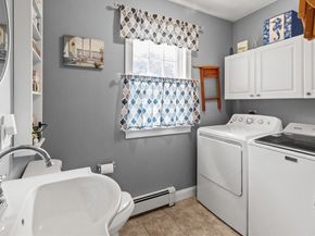 167 Main St, West Newbury MA 01985