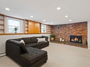 119 Van Norden Rd, Reading MA 01867