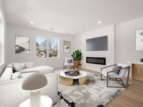 16 Stearns Rd 106, Wellesley MA 02482