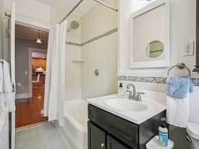 116 Riverway 18, Boston MA 02215