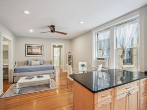 116 Riverway 18, Boston MA 02215