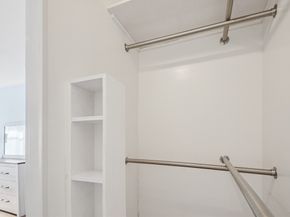 116 Riverway 18, Boston MA 02215