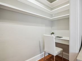 116 Riverway 18, Boston MA 02215