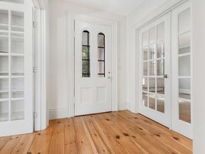 34 Thoreau Street 34, Concord MA 01742