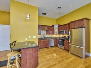 87 Franklin St 105, Quincy MA 02169