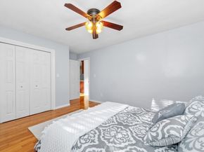 33 Jacqueline Rd D, Waltham MA 02452