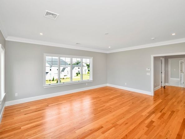 7 Stage Coach Road, Lexington MA 02421