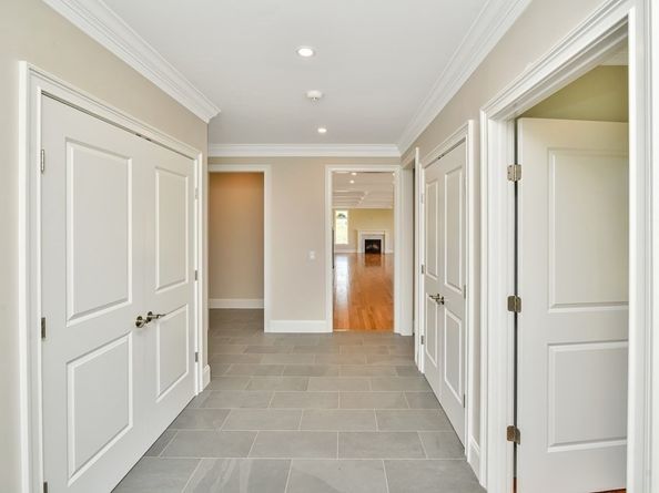 7 Stage Coach Road, Lexington MA 02421