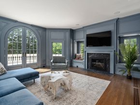 9 The Ledges, Newton MA 02459