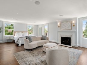 9 The Ledges, Newton MA 02459