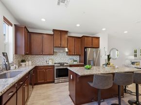 2758 Montecito Vista Way 4, San Jose CA 95111
