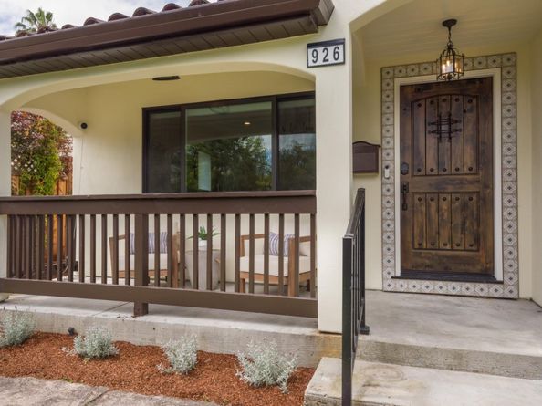 926 Iris Street, Redwood City CA 94061