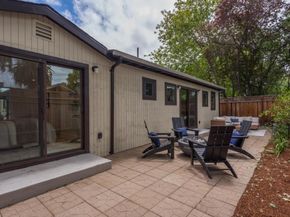 926 Iris Street, Redwood City CA 94061