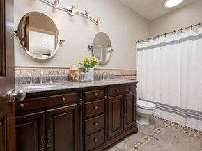 1435 Bellevue Avenue 305, Burlingame CA 94010