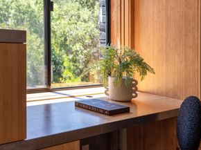 12 Las Aromas, Orinda CA 94563