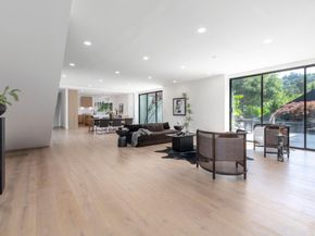 12 Las Aromas, Orinda CA 94563