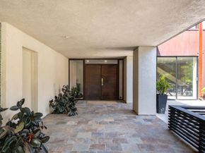12 Las Aromas, Orinda CA 94563