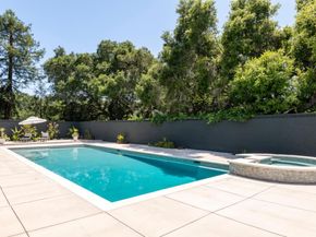 12 Las Aromas, Orinda CA 94563