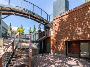 12 Las Aromas, Orinda CA 94563