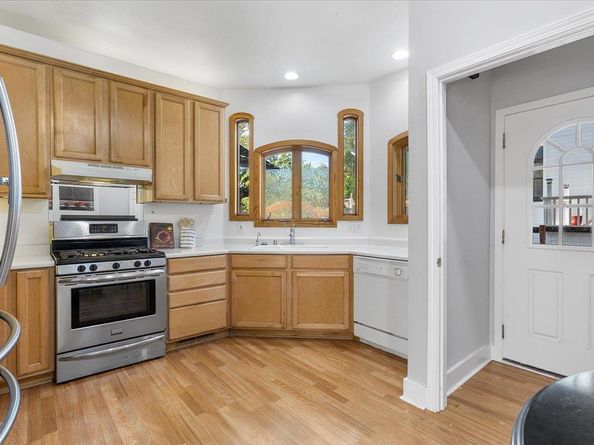 14275 Saratoga Avenue, Saratoga CA 95070