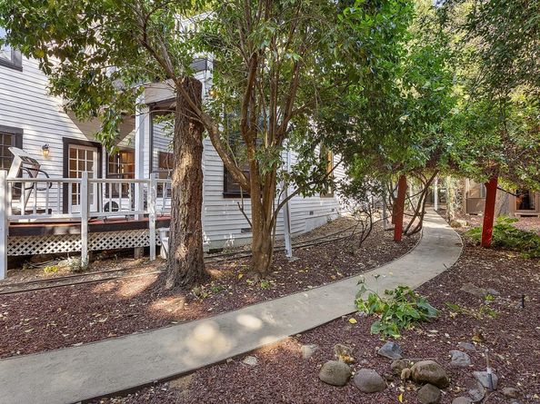 14275 Saratoga Avenue, Saratoga CA 95070