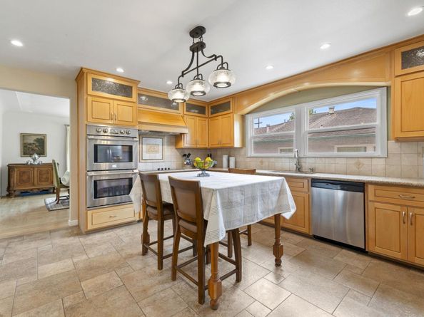 233 Rigg Street, Santa Cruz CA 95060