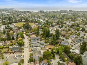 233 Rigg Street, Santa Cruz CA 95060