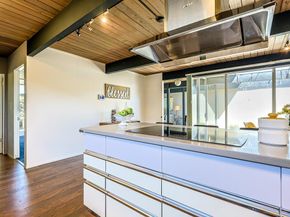275 Puffin Court, Foster City CA 94404