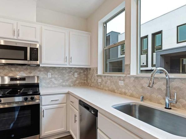 6694 Optimum Loop, San Jose CA 95119
