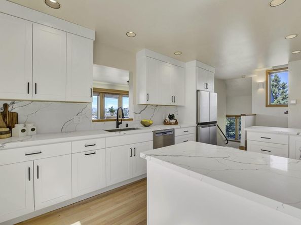 50 Hermosa Avenue, Oakland CA 94618