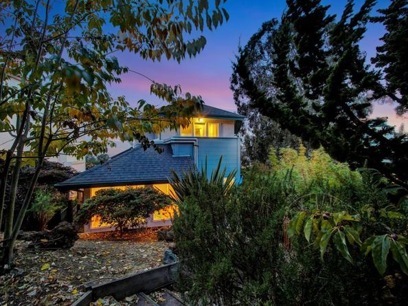 50 Hermosa Avenue, Oakland CA 94618