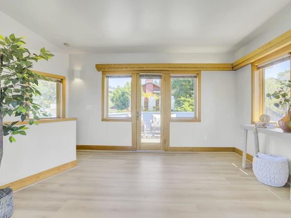 50 Hermosa Avenue, Oakland CA 94618
