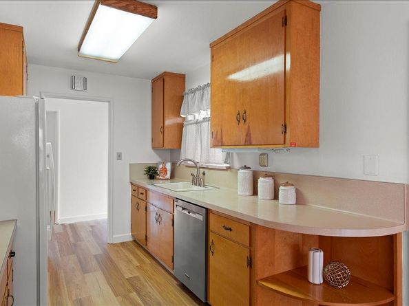 1467 Dove Lane, Sunnyvale CA 94087