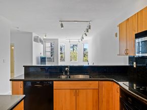 425 Alma Street 309, Palo Alto CA 94301