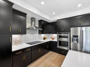 827 Redberry Way, San Jose CA 95117