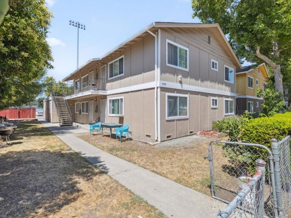 5723 Via Monte Drive, San Jose CA 95118
