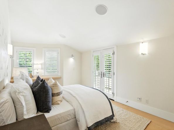 1630 Portola Avenue, Palo Alto CA 94306