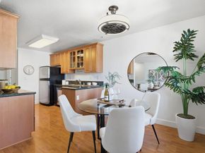 565 W Latimer Avenue, Campbell CA 95008