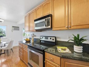 565 W Latimer Avenue, Campbell CA 95008